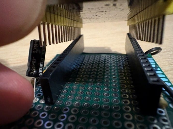 Enfichage d'un ESP32 sur le kit bluecapt